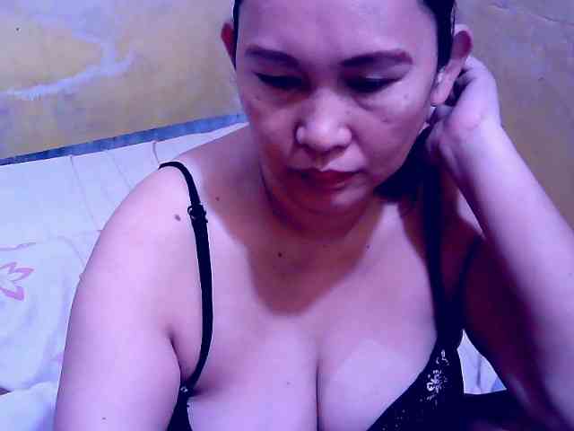 SweetMonlight webcam
