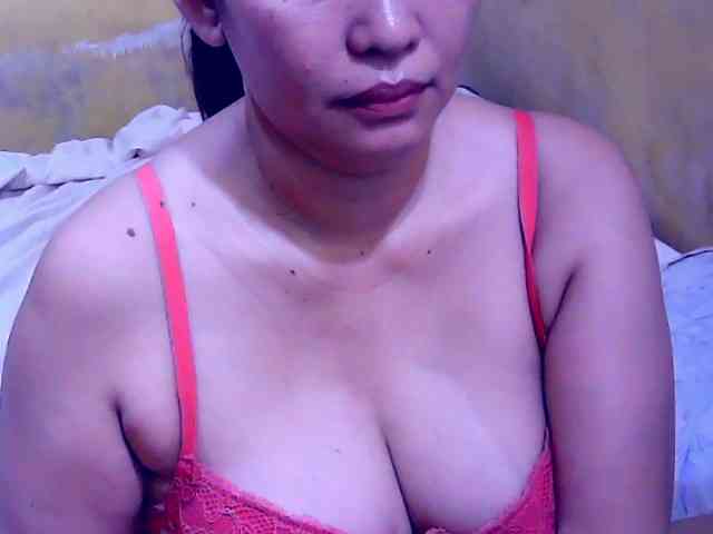 SweetMonlight webcam