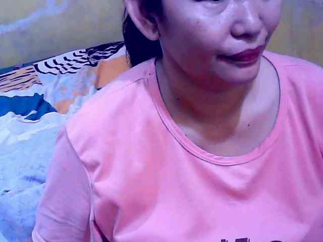 SweetMonlight webcam