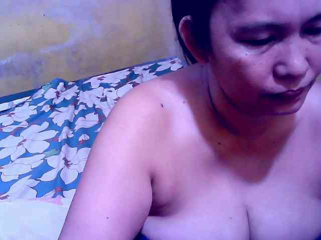 SweetMonlight webcam
