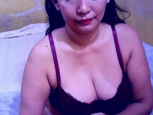 SweetMonlight webcam