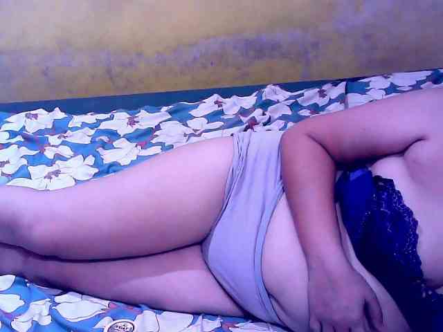 SweetMonlight webcam