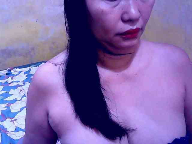 SweetMonlight webcam