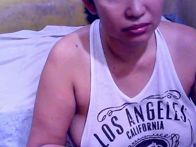 SweetMonlight webcam
