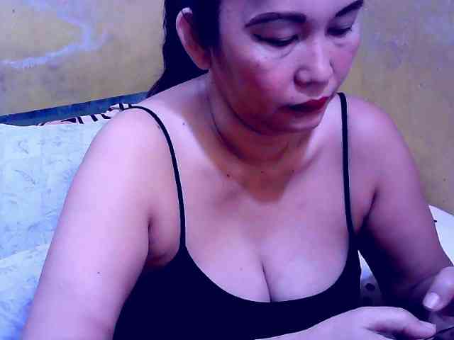 SweetMonlight webcam