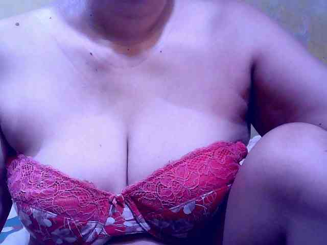 SweetMonlight webcam