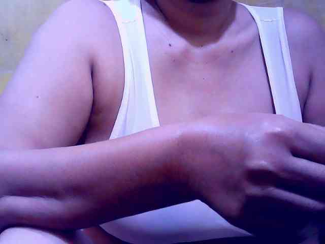 Model: SweetMonlight