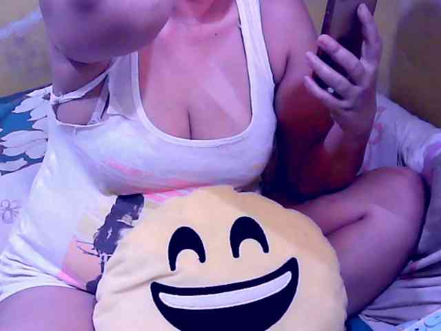 SweetMonlight webcam
