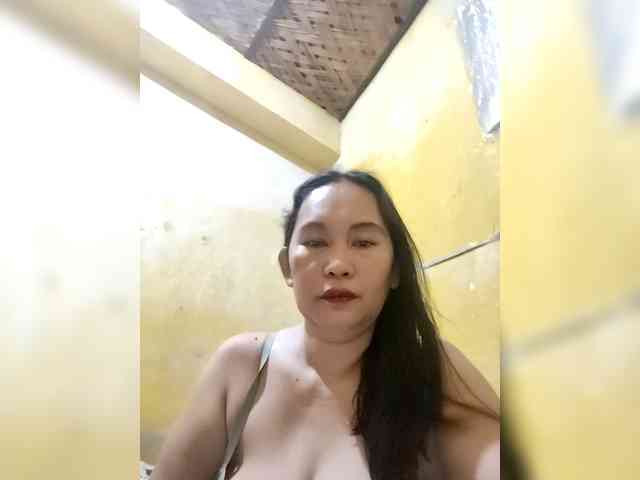 SweetMonlight webcam
