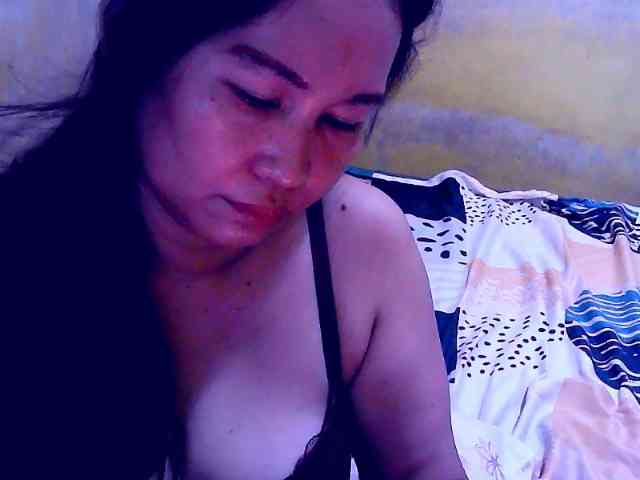 SweetMonlight webcam