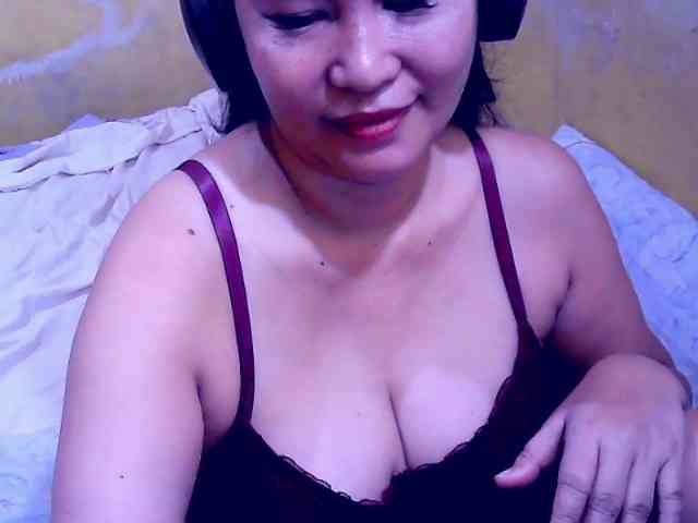 SweetMonlight webcam