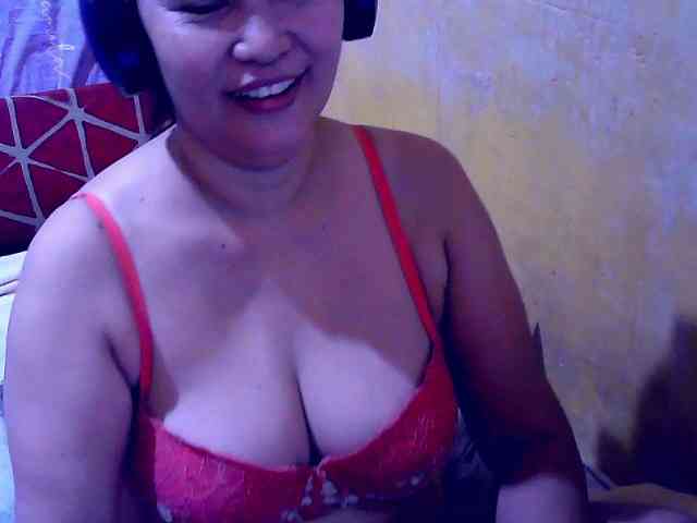 SweetMonlight webcam