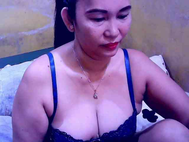 SweetMonlight webcam
