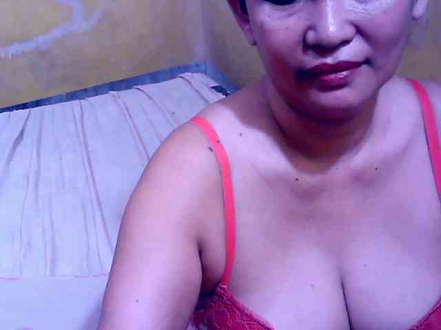 SweetMonlight webcam