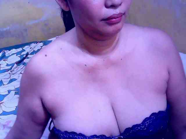 SweetMonlight webcam