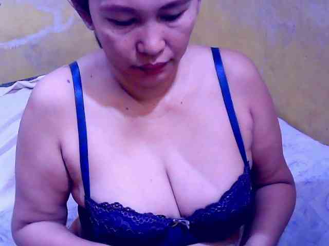 SweetMonlight webcam