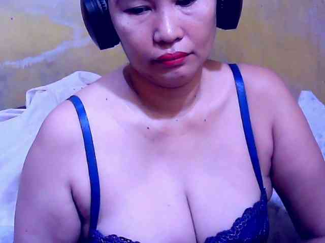 SweetMonlight webcam