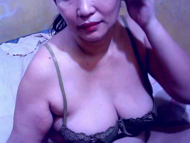 SweetMonlight webcam