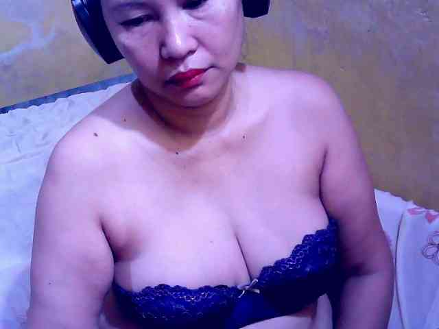 SweetMonlight webcam