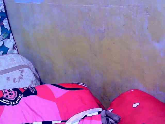 SweetMonlight webcam
