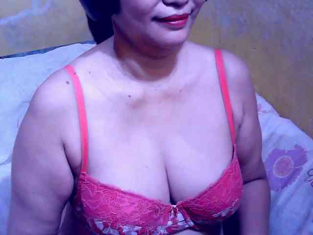SweetMonlight webcam