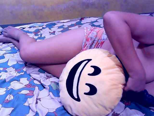 SweetMonlight webcam