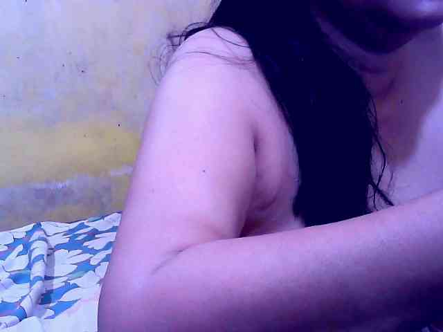 SweetMonlight webcam