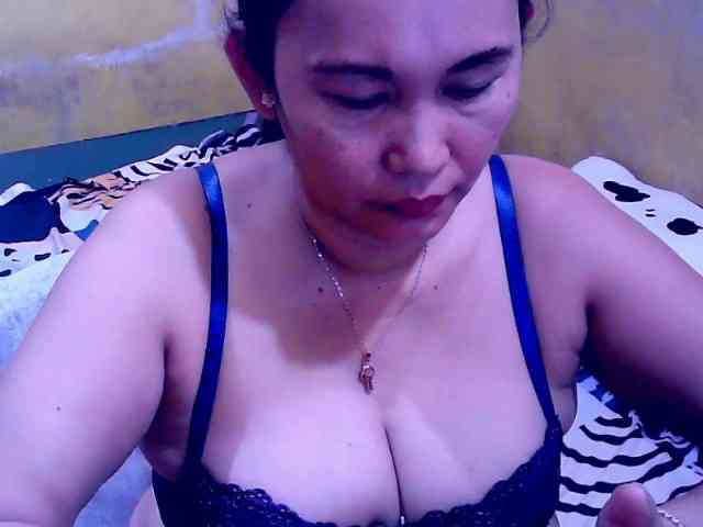 SweetMonlight webcam