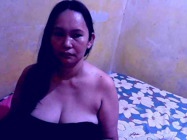 SweetMonlight webcam