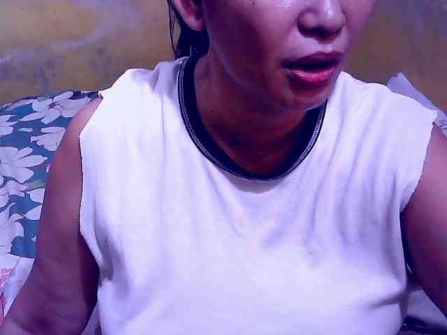 SweetMonlight webcam