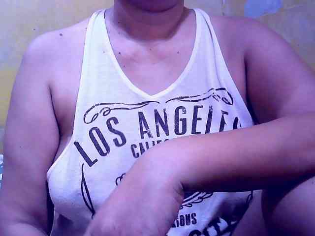 SweetMonlight webcam