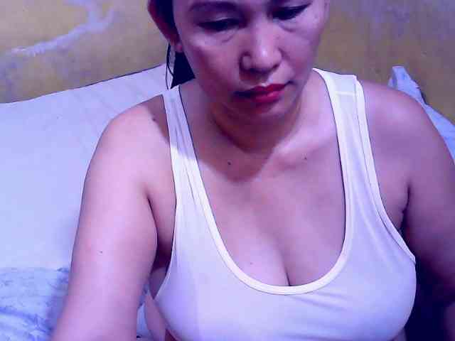 SweetMonlight webcam