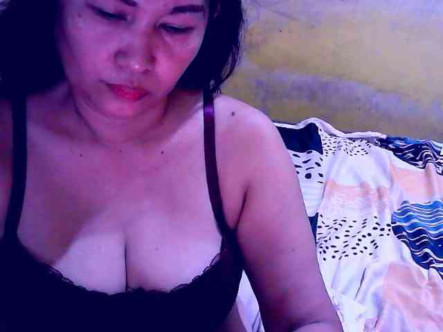 SweetMonlight webcam