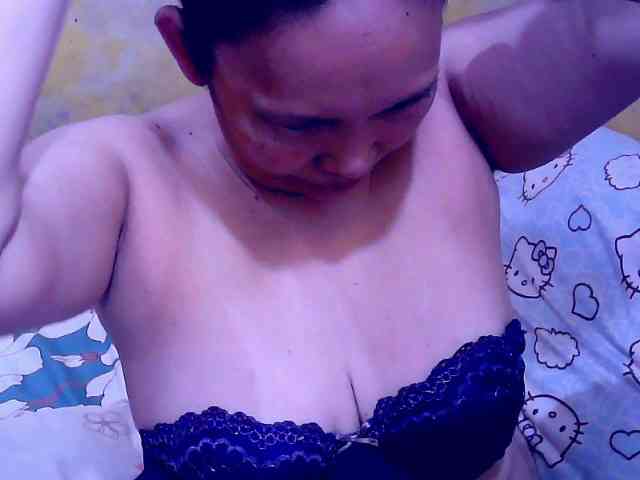 SweetMonlight webcam