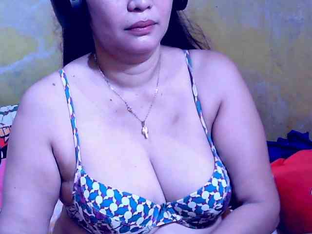 SweetMonlight webcam