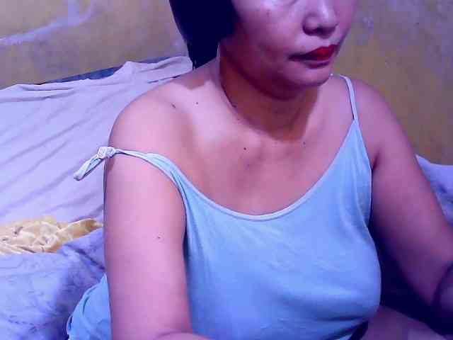 SweetMonlight webcam