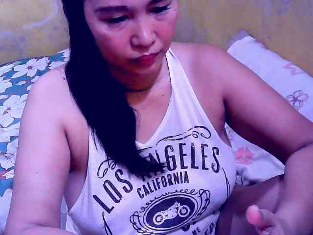 SweetMonlight webcam
