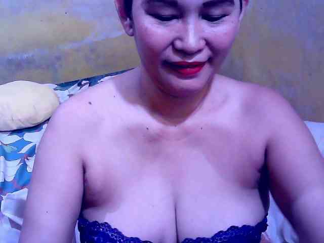 SweetMonlight webcam