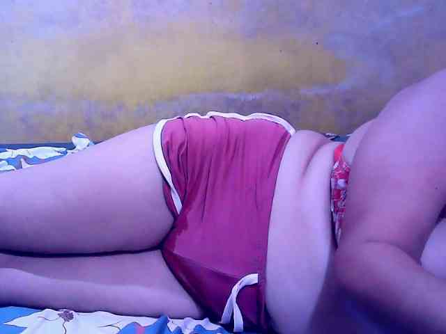SweetMonlight webcam