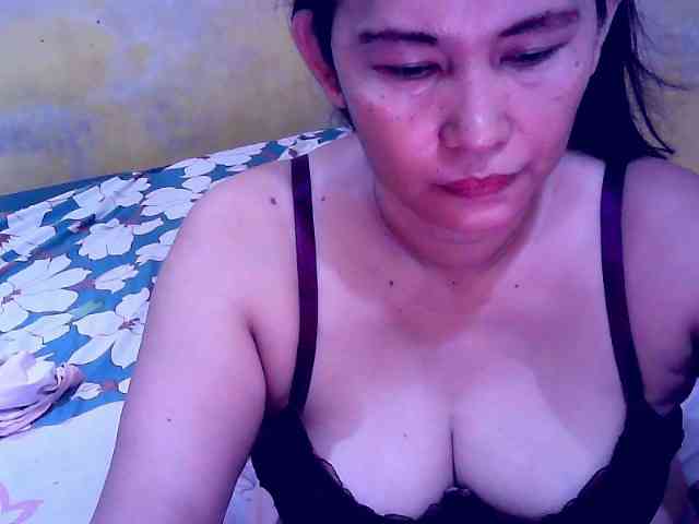 SweetMonlight webcam