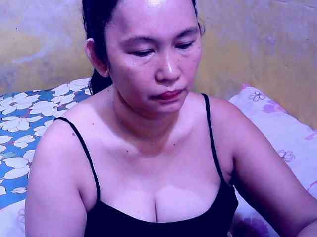 SweetMonlight webcam