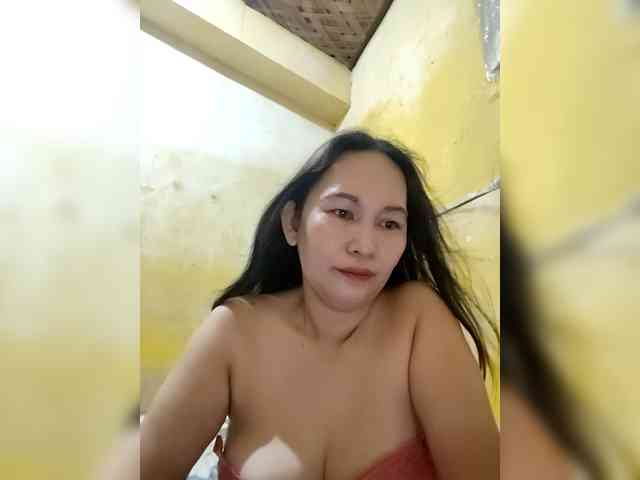 SweetMonlight webcam