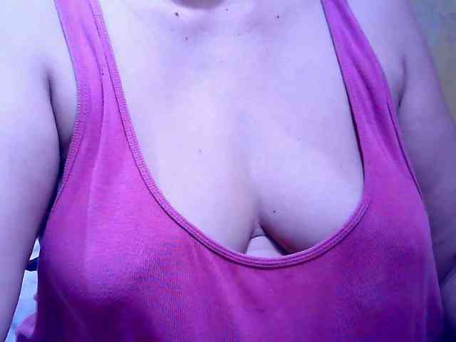 SweetMonlight webcam