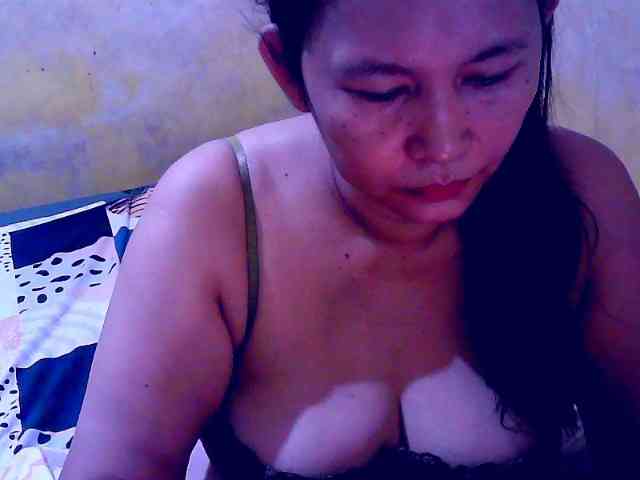 SweetMonlight webcam
