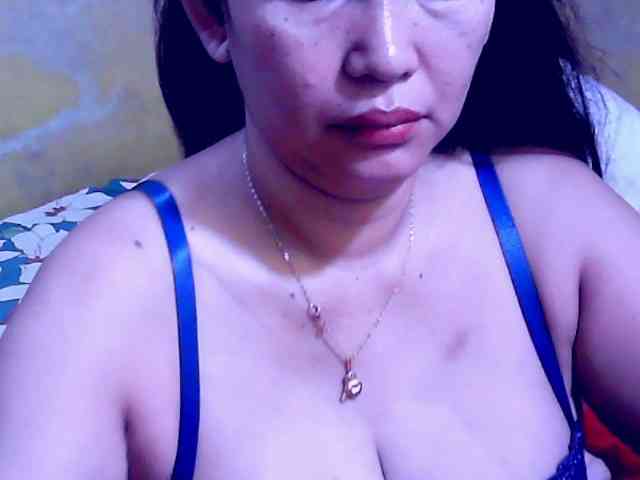 SweetMonlight webcam