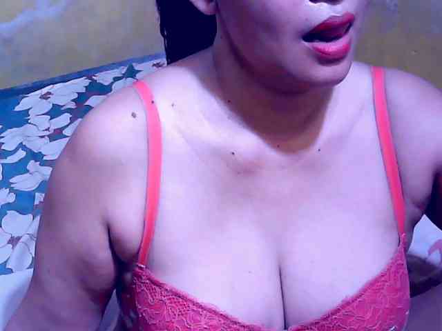 SweetMonlight webcam