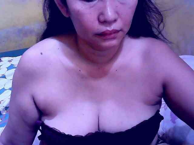 SweetMonlight webcam