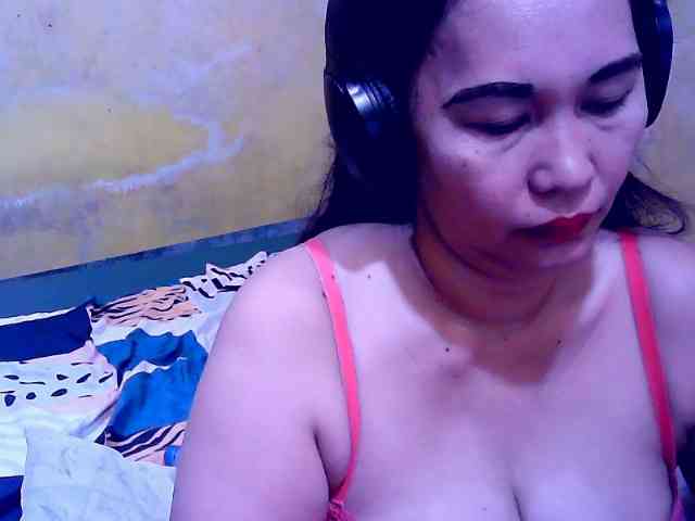 SweetMonlight webcam