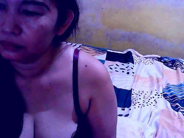 SweetMonlight webcam