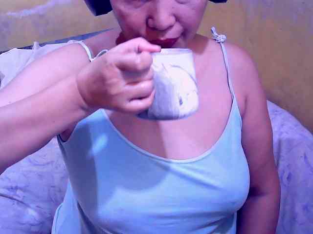 SweetMonlight webcam